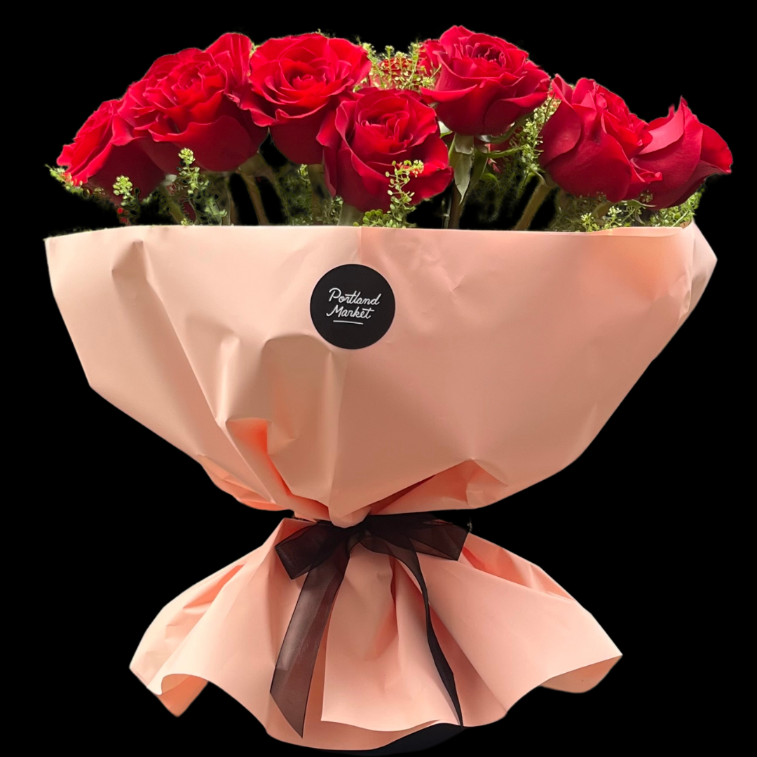 Mother's Day bouquet -
luxury long-stemmed roses with seasonal greenery – an elegant bouquet perfect for mother's Day, Valentine's Day, anniversaries, birthdays, or any romantic occasion. Ideal for those seeking premium, timeless floral gifts