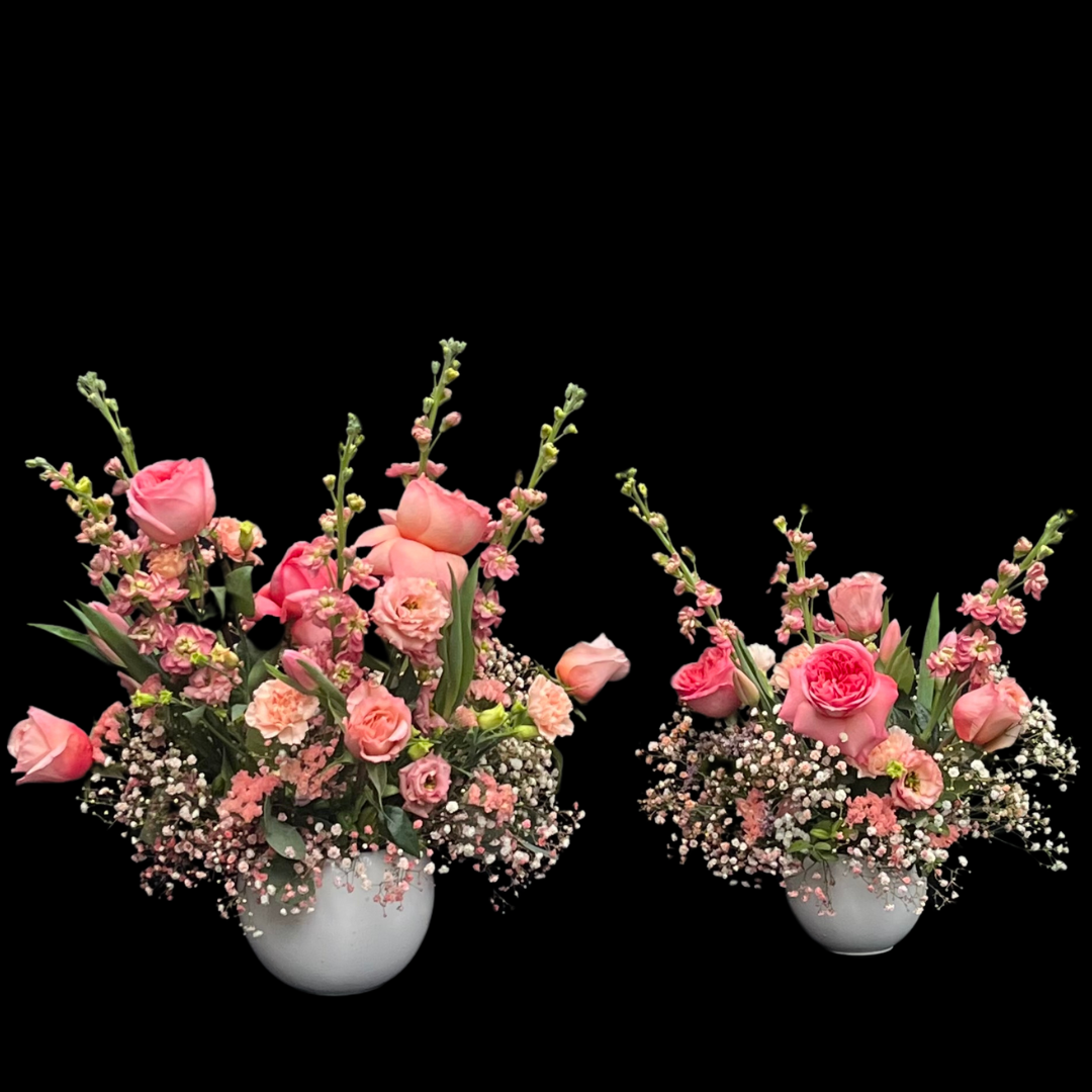 Luxury flower shop in downtown Toronto offers modern floral centerpiece for Corporate floral arrangements featuring roses, High-end flowers, and same-day luxury flower delivery in downtown Toronto