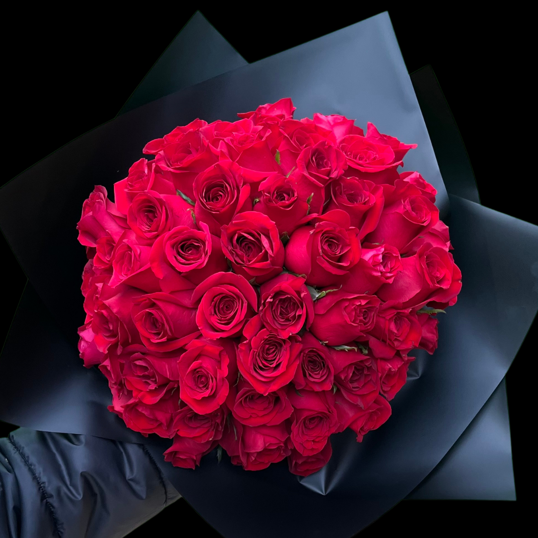 Valentine's Day - Luxury Red roses with greenery– an elegant arrangement of fresh flowers, perfect for Valentine's Day, Anniversaries, Birthdays, Mother's Day as well as any romantic occasion. Ideal for those seeking Downtown Toronto Florist-Portland Market- King West  District is a luxury flower shop with Bespoke bouquets and arrangements, classic centerpieces or premium arrangements are timeless floral gifts.