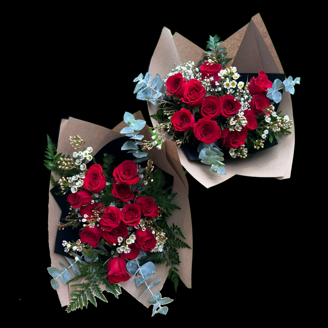 Luxury Red roses with greenery– an elegant arrangement of fresh flowers, perfect for Valentine's Day, Anniversaries, Birthdays, Mother's Day as well as any romantic occasion. Ideal for those seeking Downtown Toronto Florist-Portland Market- King West  District is a luxury flower shop with Bespoke bouquets and arrangements, classic centerpieces or premium arrangements are timeless floral gifts.