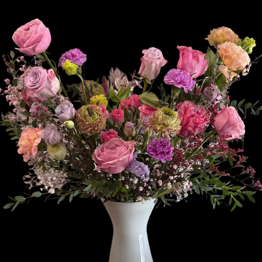 Signature Arrangement & Centrepiece with Vase