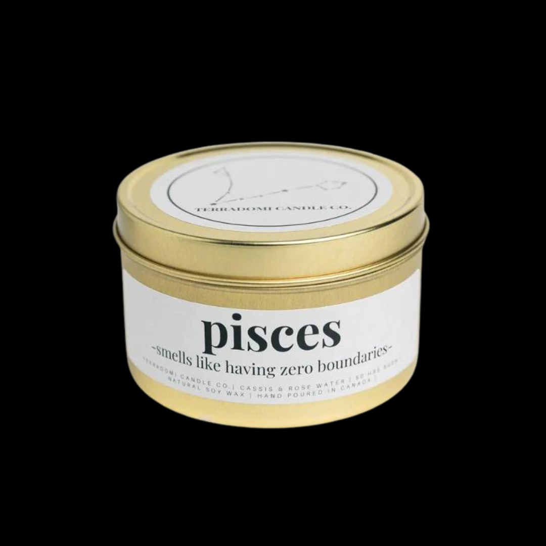 "PISCES": Cassis & Rose Water Smells like having zero boundaries.Our Pisces candle captures the dreamy and intuitive nature of this water sign. With a soothing blend of cassis and rose water, it embodies the essence of Pisces born between February 19 and March 20. This candle smells like having zero boundaries, reflecting Pisces' emotional depth and ethereal nature.
Fragrance Notes:
Top notes: Cassis, bergamot, peach skin