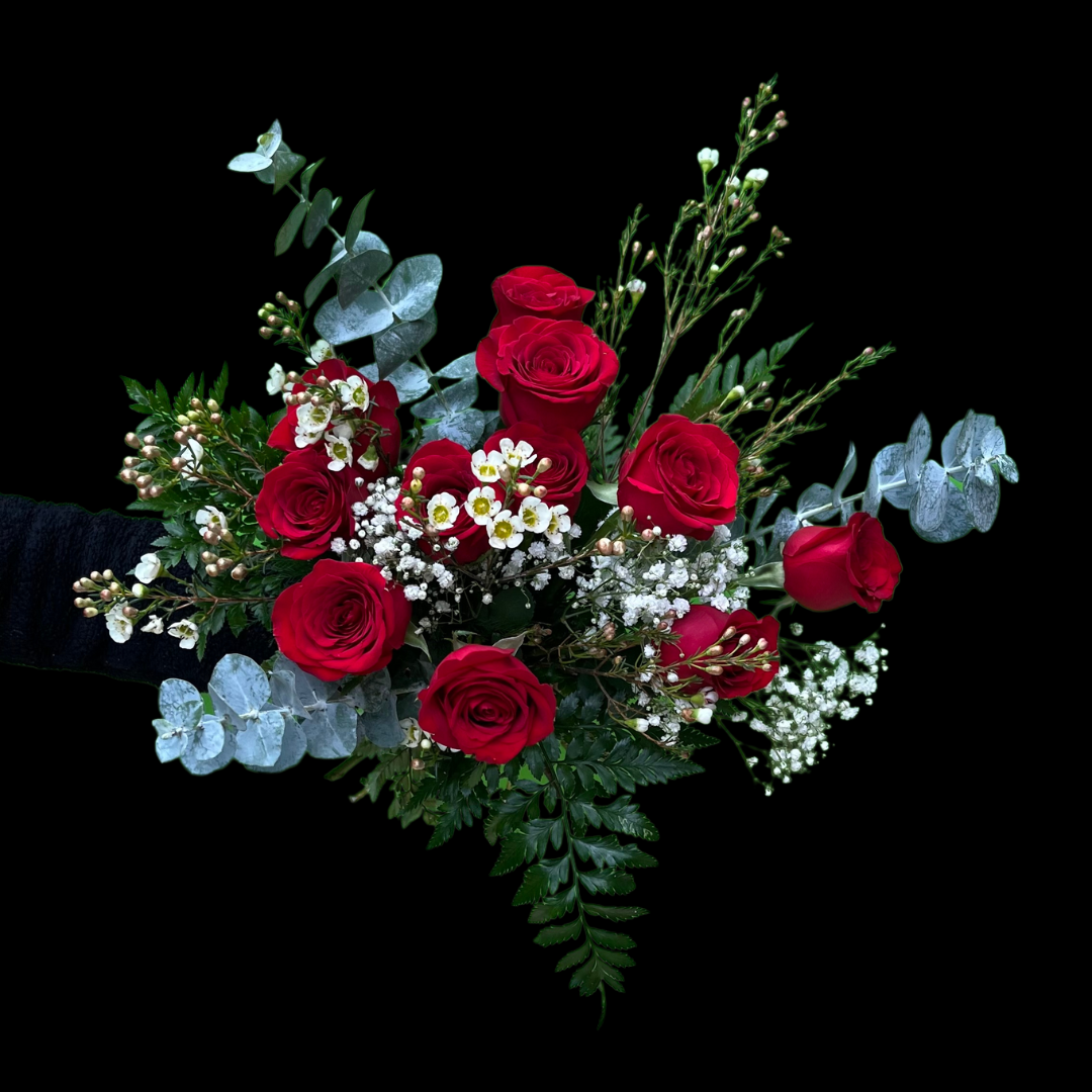 Luxury Red roses with greenery– an elegant arrangement of fresh flowers, perfect for Valentine's Day, Anniversaries, Birthdays, Mother's Day as well as any romantic occasion. Ideal for those seeking Downtown Toronto Florist-Portland Market- King West  District is a luxury flower shop with Bespoke bouquets and arrangements, classic centerpieces or premium arrangements are timeless floral gifts.