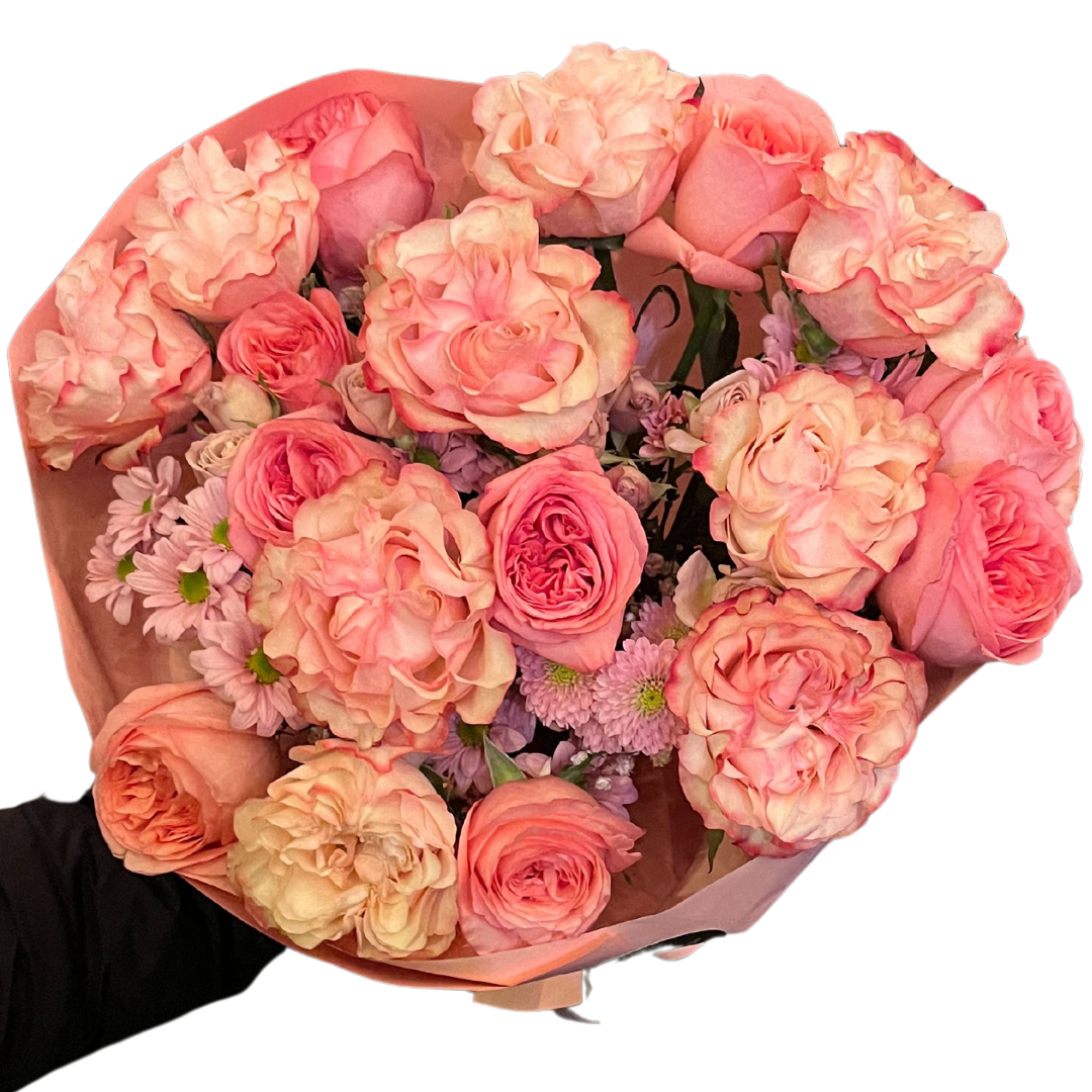 Valentine's Day bouquet -
 luxury long-stemmed garden roses with seasonal flowers – an elegant bouquet perfect for Valentine's Day, anniversaries, birthdays, or any romantic occasion. Ideal for those seeking premium, timeless floral gifts